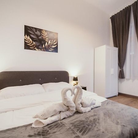 Modelia Apartment At Gellert Square Budapešť Exteriér fotografie
